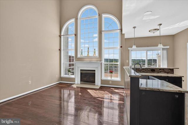 27 LINCOLN DR, Downingtown, PA 19335