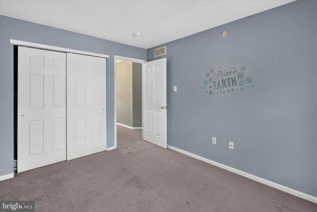 27 LINCOLN DR, Downingtown, PA 19335