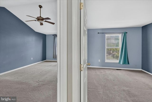 27 LINCOLN DR, Downingtown, PA 19335