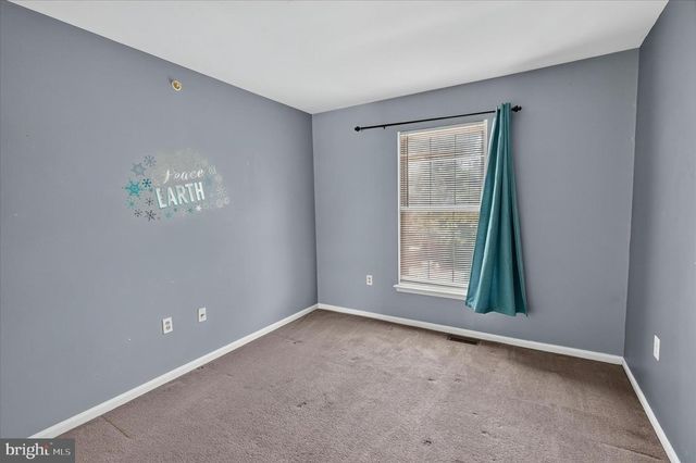27 LINCOLN DR, Downingtown, PA 19335