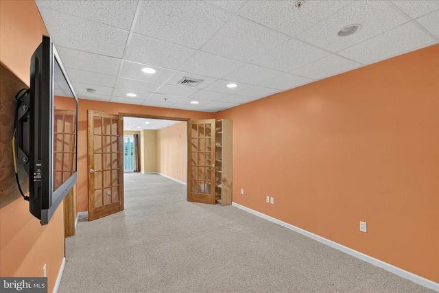 27 LINCOLN DR, Downingtown, PA 19335