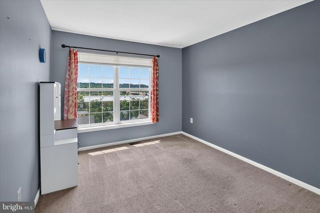 27 LINCOLN DR, Downingtown, PA 19335