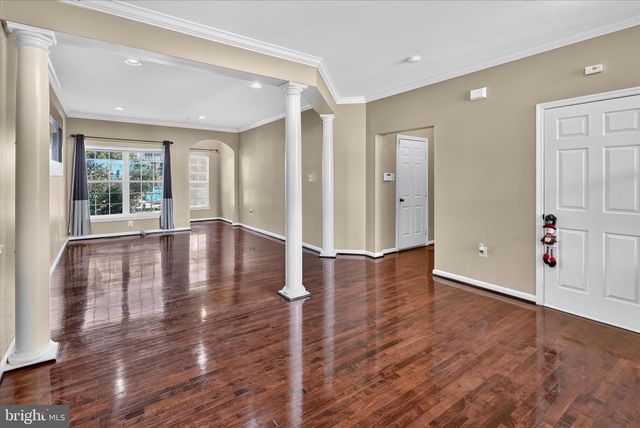 27 LINCOLN DR, Downingtown, PA 19335