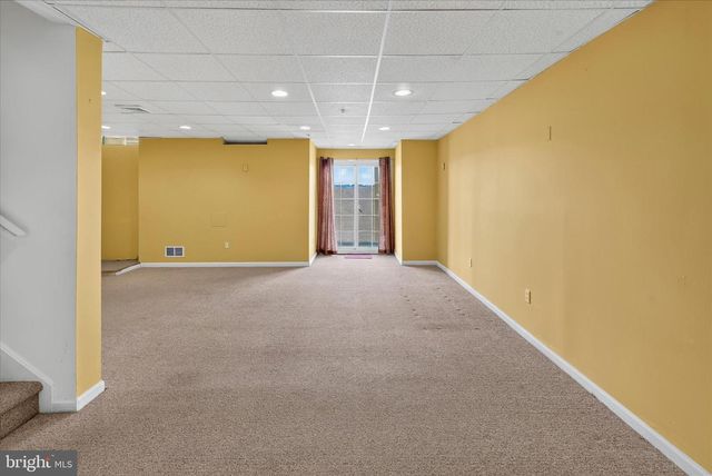 27 LINCOLN DR, Downingtown, PA 19335