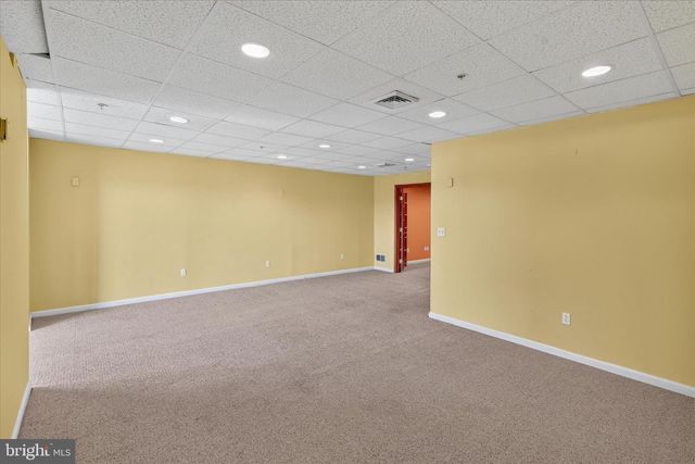 27 LINCOLN DR, Downingtown, PA 19335