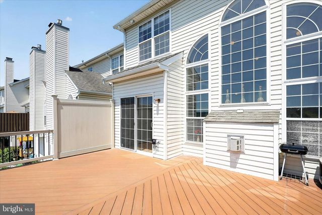 27 LINCOLN DR, Downingtown, PA 19335