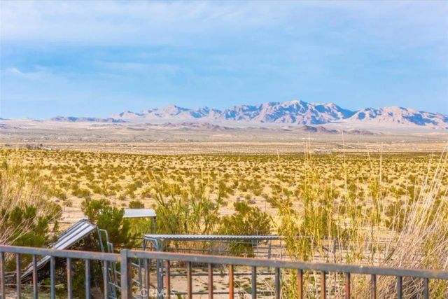 75775 Joe Davis Drive, 29 Palms, CA 92277