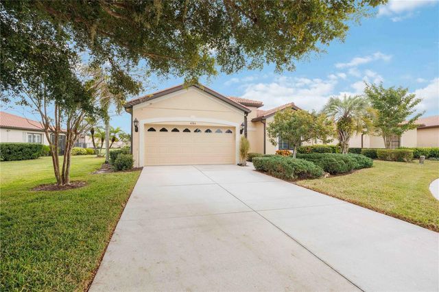 4164 MACKAY FALLS TERRACE, Sarasota, FL 34243