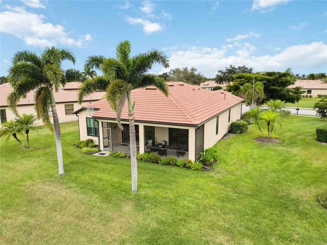 4164 MACKAY FALLS TERRACE, Sarasota, FL 34243