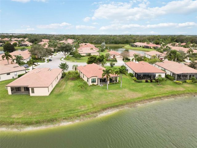 4164 MACKAY FALLS TERRACE, Sarasota, FL 34243