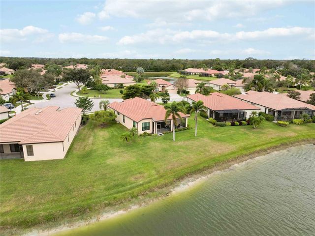 4164 MACKAY FALLS TERRACE, Sarasota, FL 34243