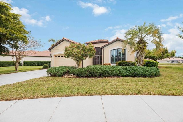 4164 MACKAY FALLS TERRACE, Sarasota, FL 34243