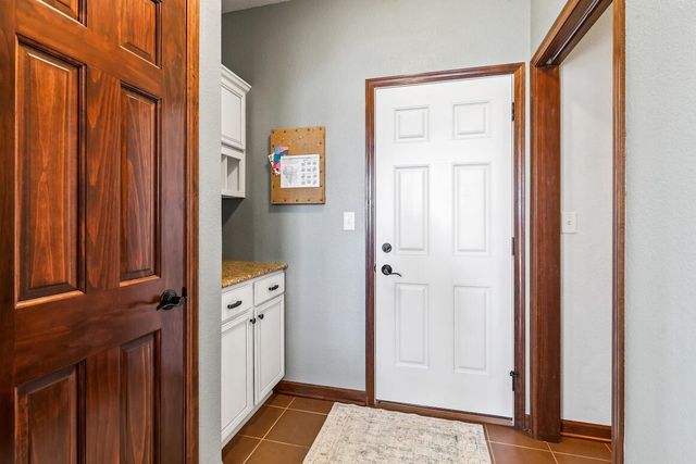 1707 Coldwater Creek DRIVE, Waukesha, WI 53188