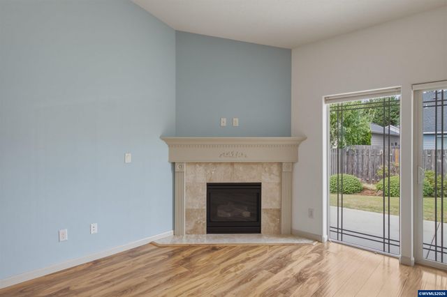6087 SE Rolletti Dr, Salem, OR 97306