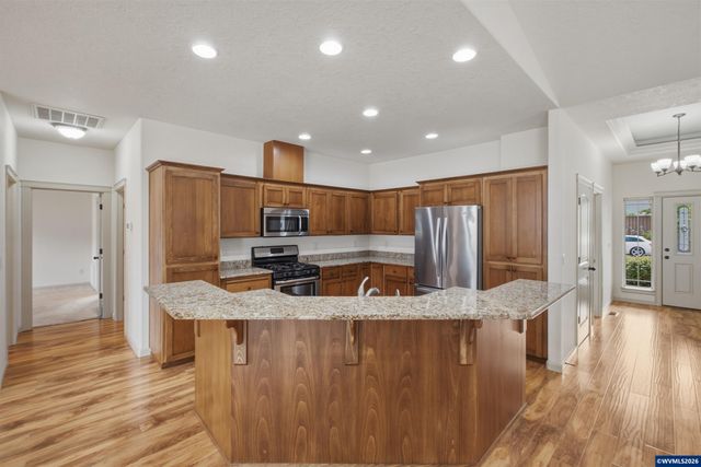 6087 SE Rolletti Dr, Salem, OR 97306