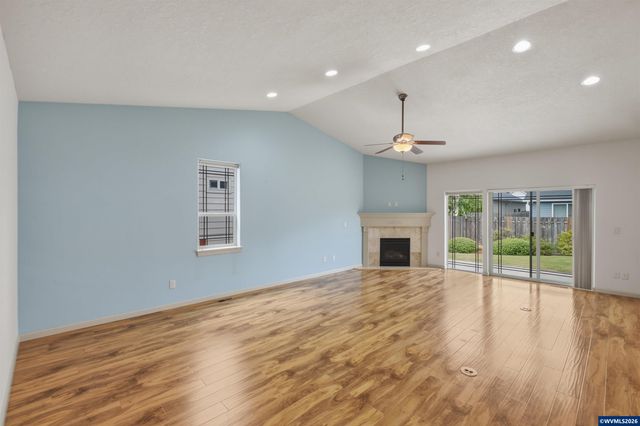 6087 SE Rolletti Dr, Salem, OR 97306