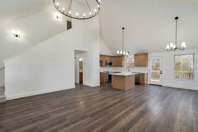 286 Remington Road, Clever, MO 65631