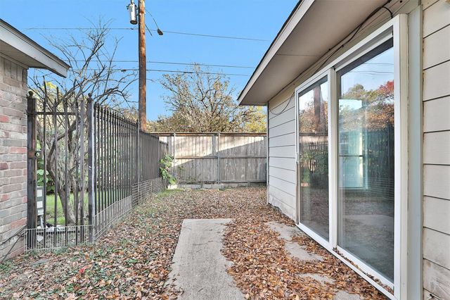 12443 S Rachlin Circle, Houston, TX 77071