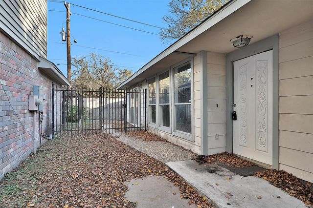 12443 S Rachlin Circle, Houston, TX 77071