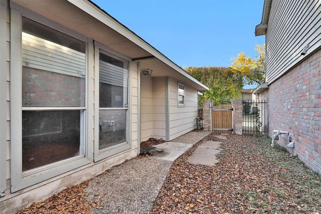 12443 S Rachlin Circle, Houston, TX 77071