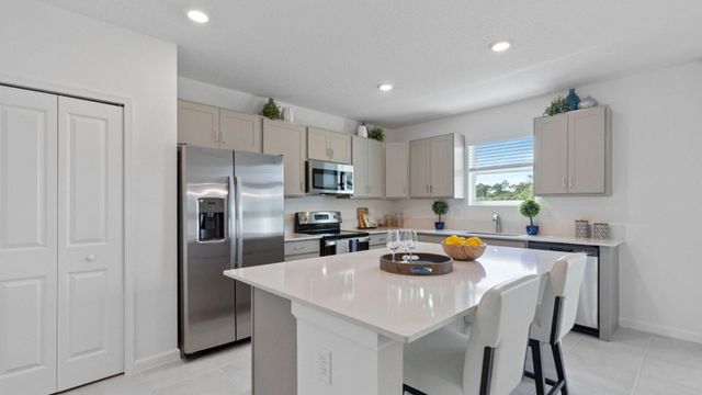 3207 SPANISH CEDAR Place, Fort Pierce, FL 34946