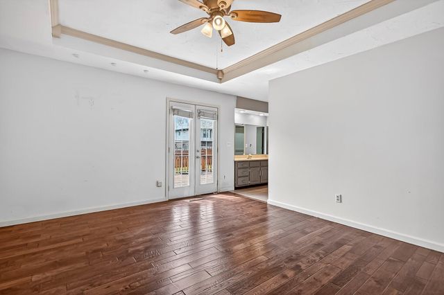 3933 S Gatlin Court, Springfield, MO 65807