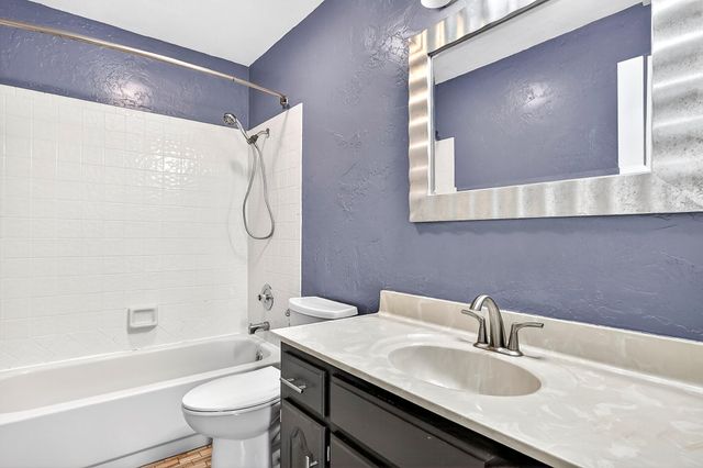 3933 S Gatlin Court, Springfield, MO 65807