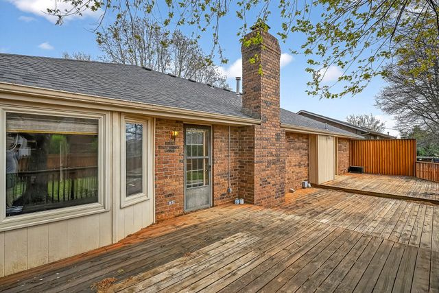 3933 S Gatlin Court, Springfield, MO 65807