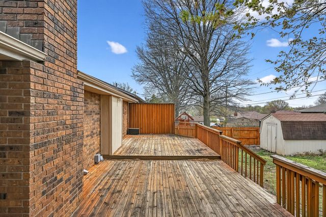 3933 S Gatlin Court, Springfield, MO 65807