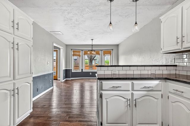 3933 S Gatlin Court, Springfield, MO 65807