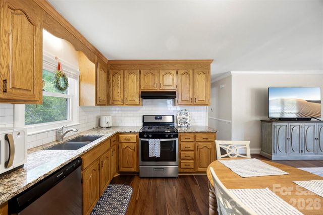 2109 Hollandale Drive, Gastonia, NC 28054