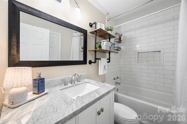 2109 Hollandale Drive, Gastonia, NC 28054