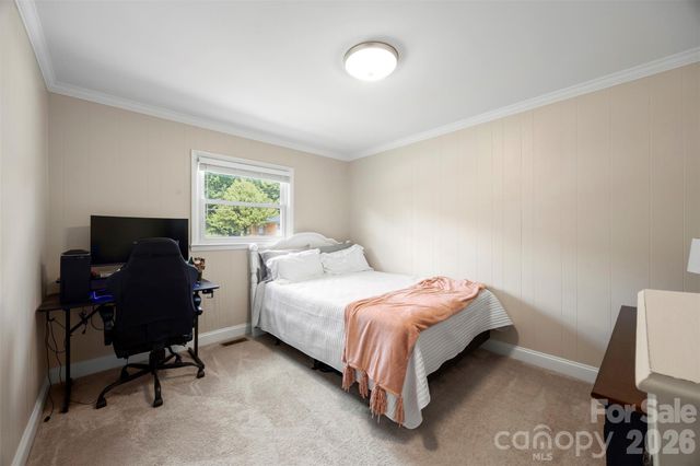 2109 Hollandale Drive, Gastonia, NC 28054