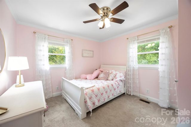 2109 Hollandale Drive, Gastonia, NC 28054