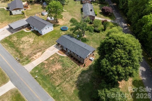 2109 Hollandale Drive, Gastonia, NC 28054
