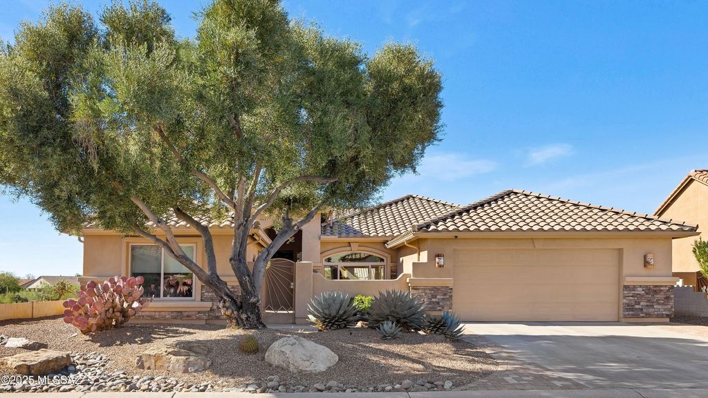 39936 S Sand Crest Drive, Saddlebrooke, AZ 85739