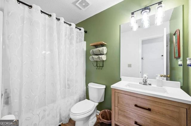 3049 Heathgate Court, Lawrenceville, GA 30044