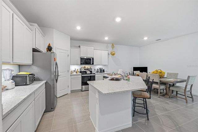 2541 BENDING BONSAI DRIVE, Wesley Chapel, FL 33543