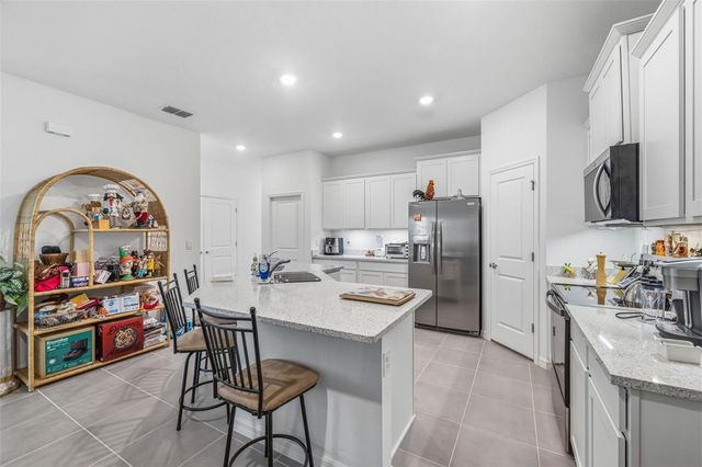 2541 BENDING BONSAI DRIVE, Wesley Chapel, FL 33543