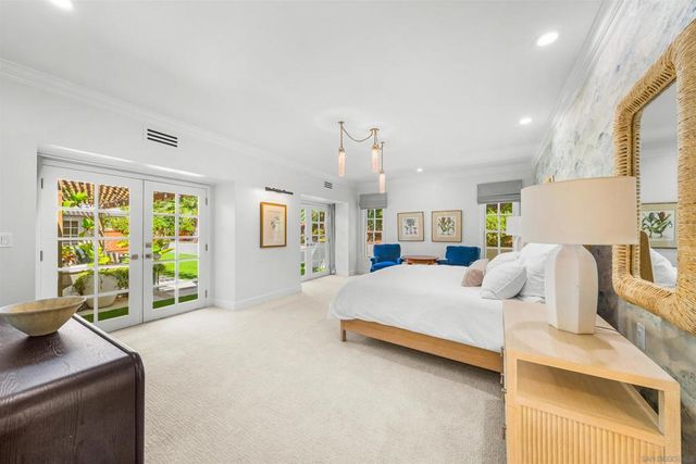 1121 Via Carolina, La Jolla, CA 92037