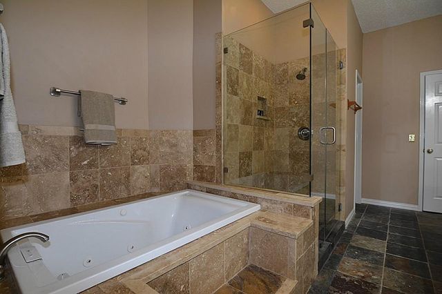 16006 Maple Acres Court, Houston, TX 77095