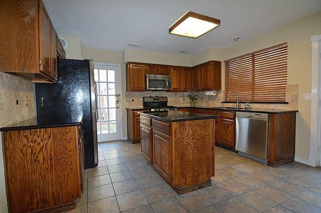 16006 Maple Acres Court, Houston, TX 77095