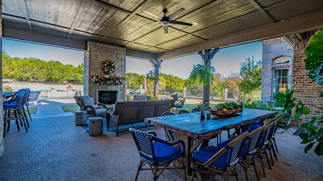 3400 Sundance Court, Granbury, TX 76049