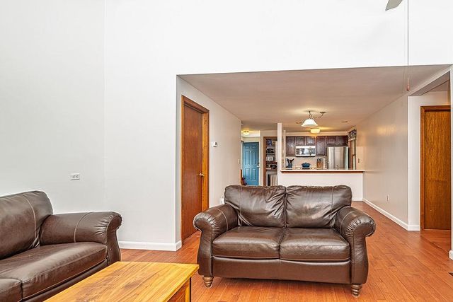 64 Glengarry Drive, Stratham, NH 03885