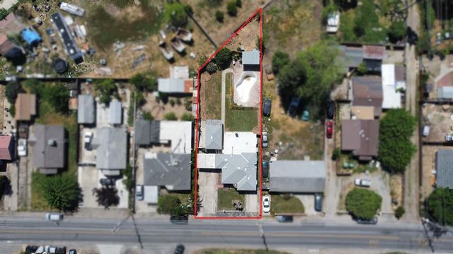 1104 Beverly Dr, Modesto, CA 95351