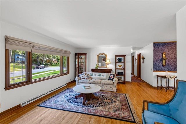 6201 Piping Rock Road, Madison, WI 53711