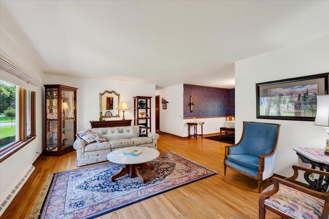 6201 Piping Rock Road, Madison, WI 53711