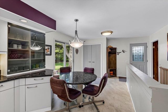 6201 Piping Rock Road, Madison, WI 53711