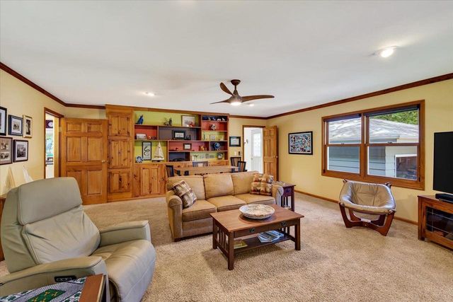 6201 Piping Rock Road, Madison, WI 53711