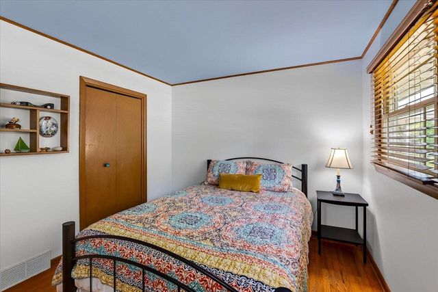 6201 Piping Rock Road, Madison, WI 53711